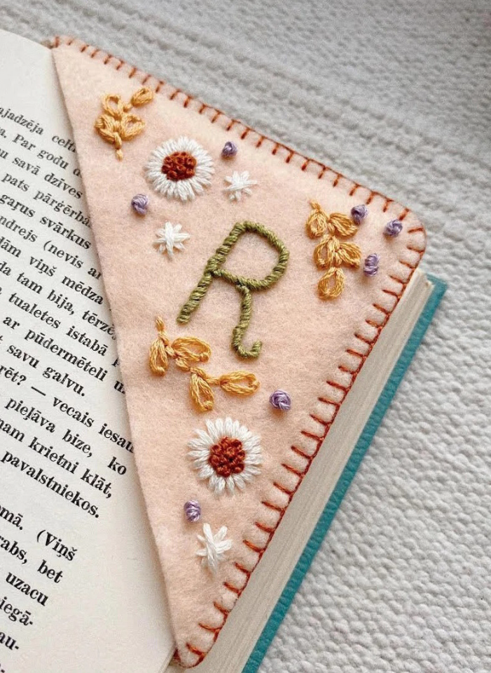 Embroidered Felt Bookmark (Summer)